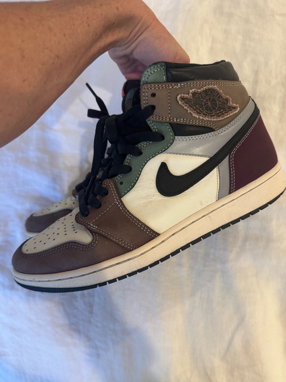 Nike Air Jordan 1 Zoom Air CMFT Somos Familia Men’s 8.5